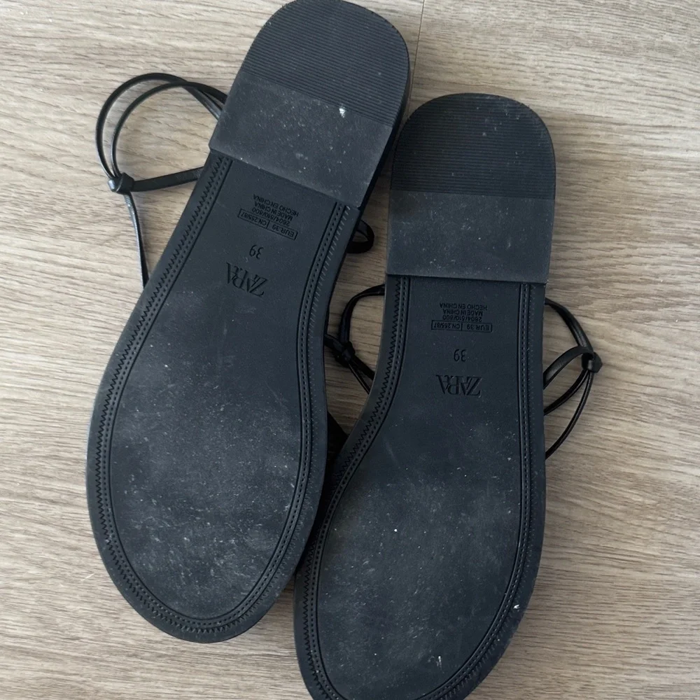 Zara Black Sandals NEW